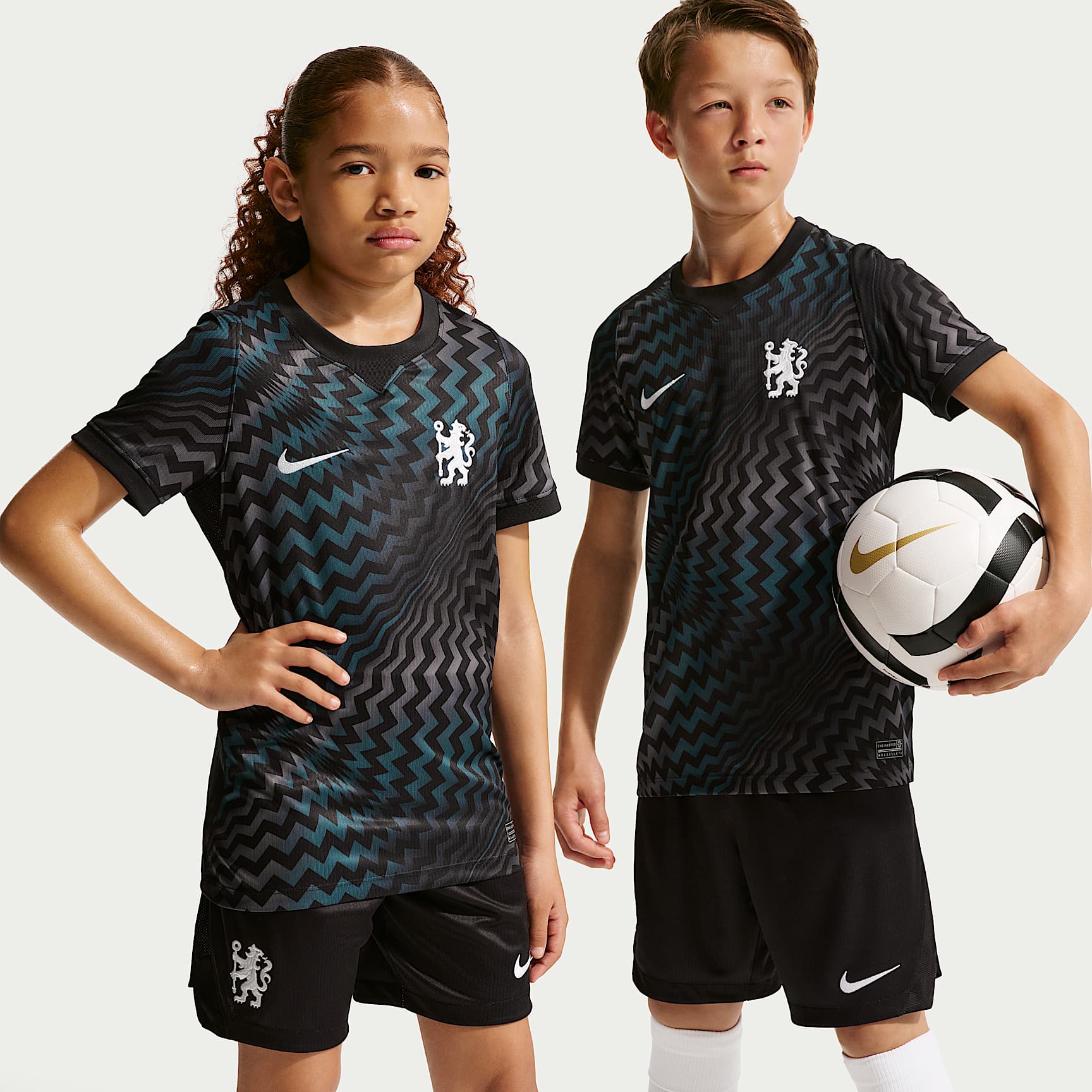 ［希少］　bal MINERAL SOCCER V2 JERSEY Medium Chelsea FC 2026/27 Stadium Goalkeeper Big Kids' Nike Dri-FIT